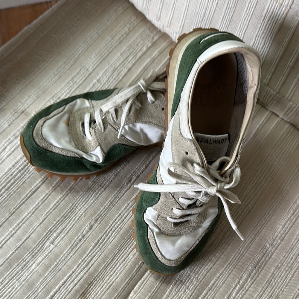 Spalwarts Swedish Green and White Sneakers